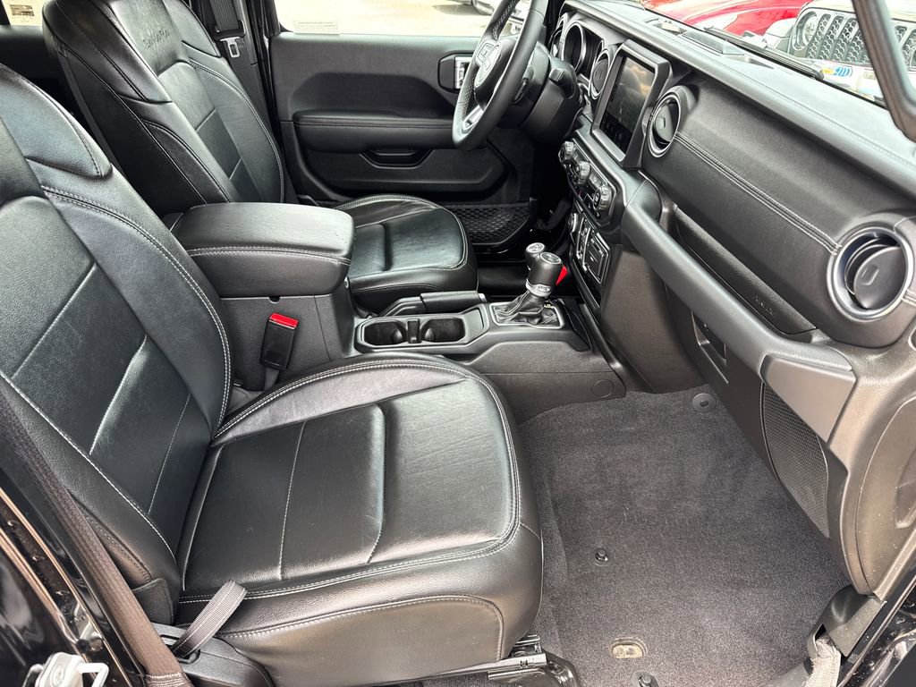 Certified 2023 Jeep Wrangler Unlimited Sahara AWD/4WD image 15