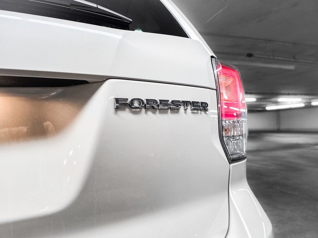 Used 2018 Subaru Forester 2.5i Limited AWD/4WD image 11