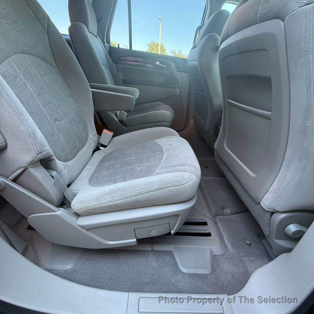 Used 2017 Buick Enclave Convenience FWD image 44