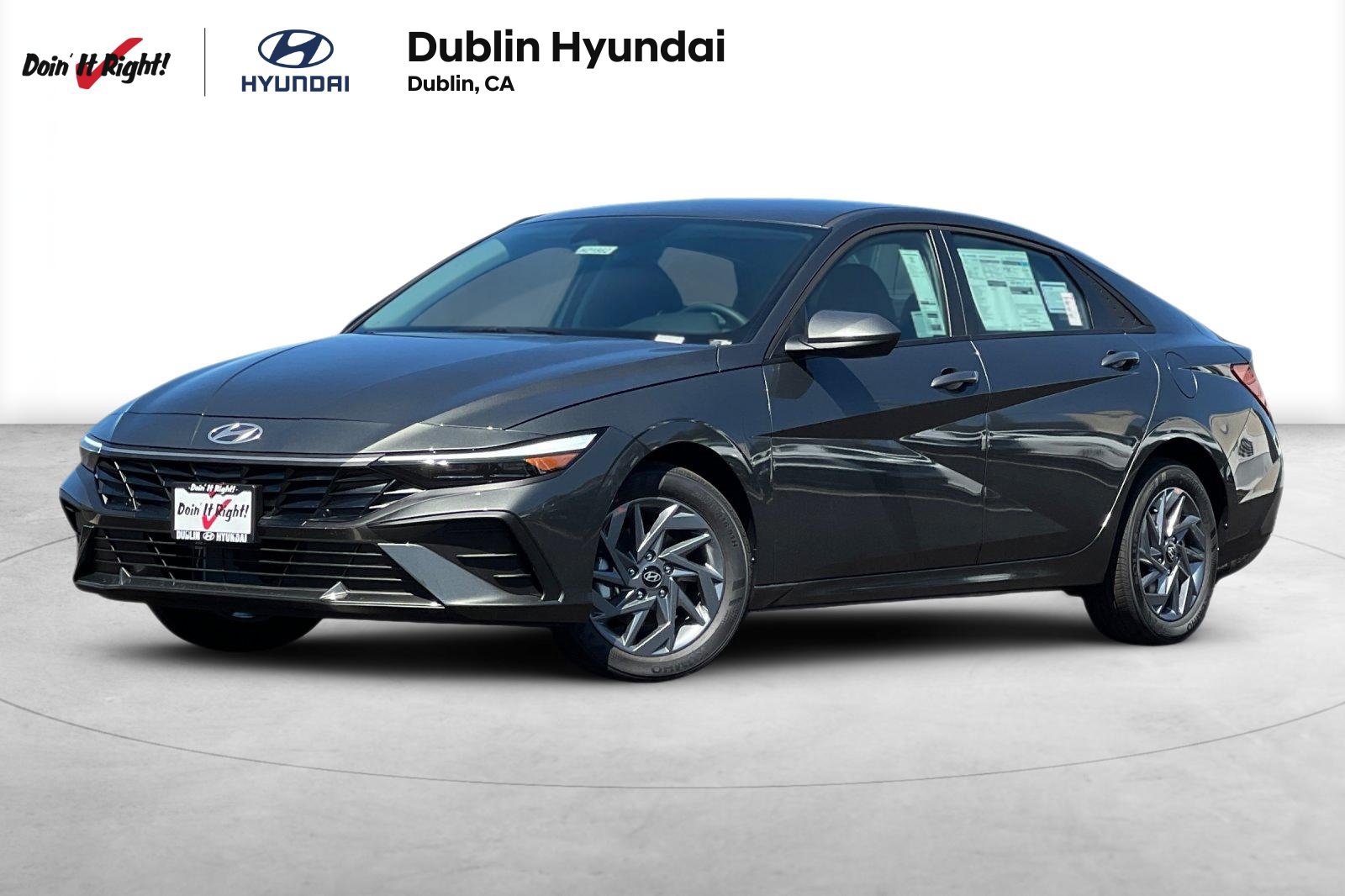 New 2026 Hyundai Elantra Hybrid FWD image 1