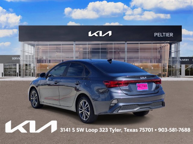 Certified 2024 Kia Forte LXS FWD image 4