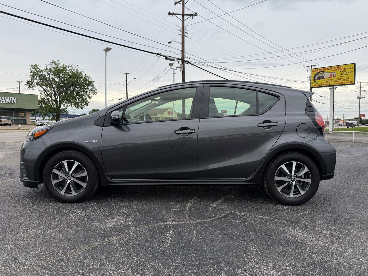 Used 2019 Toyota Prius C FWD image 8