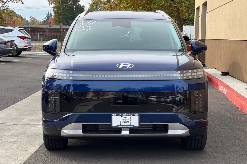 New 2026 Hyundai Ioniq 9 SE image 3