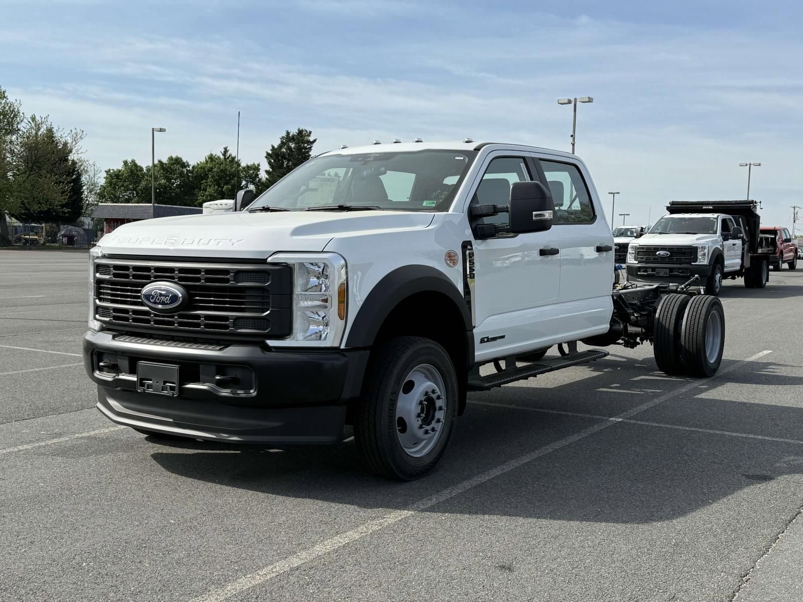 New 2025 Ford F550 4x4 Crew Cab Super Duty image 5