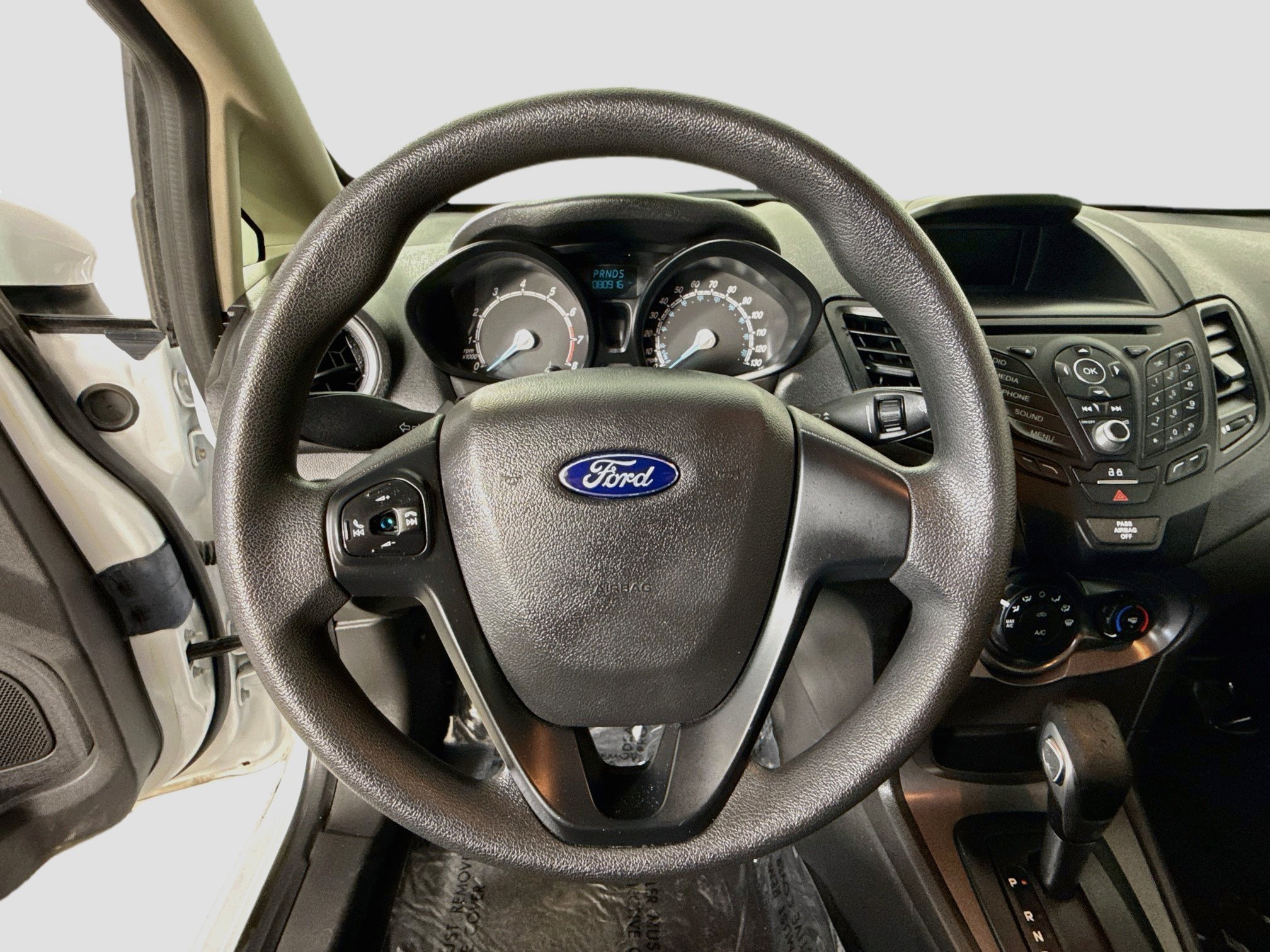 Used 2018 Ford Fiesta S FWD image 13