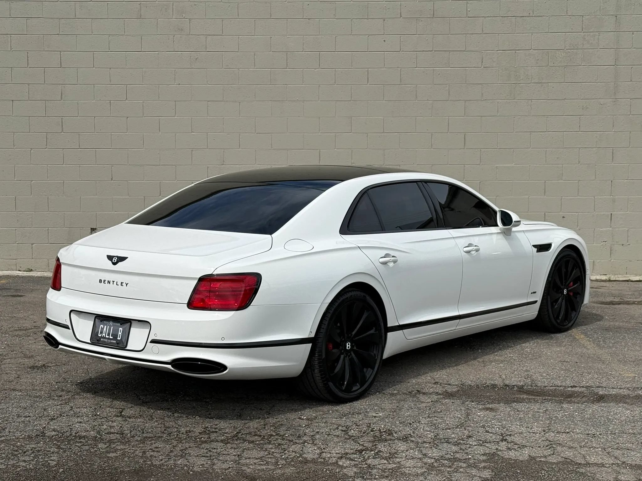 Used 2021 Bentley Flying Spur W12 AWD/4WD image 32