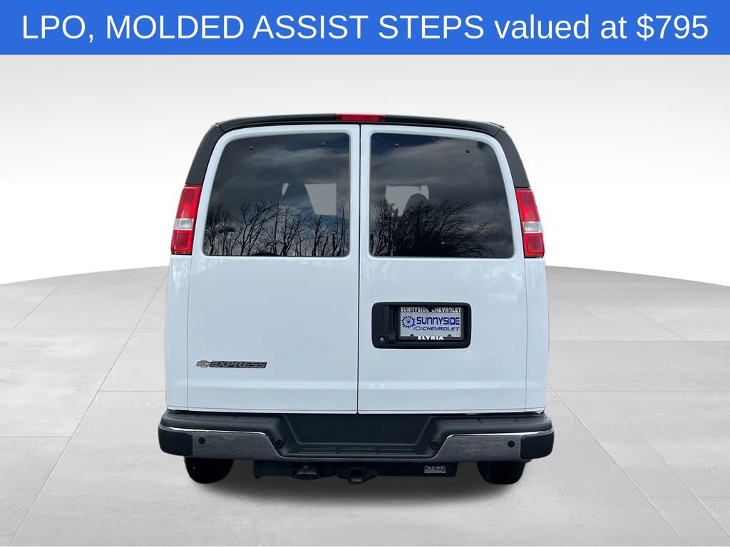 Used 2024 Chevrolet Express 3500 LT w/ LT Preferred Equipment Group image 3