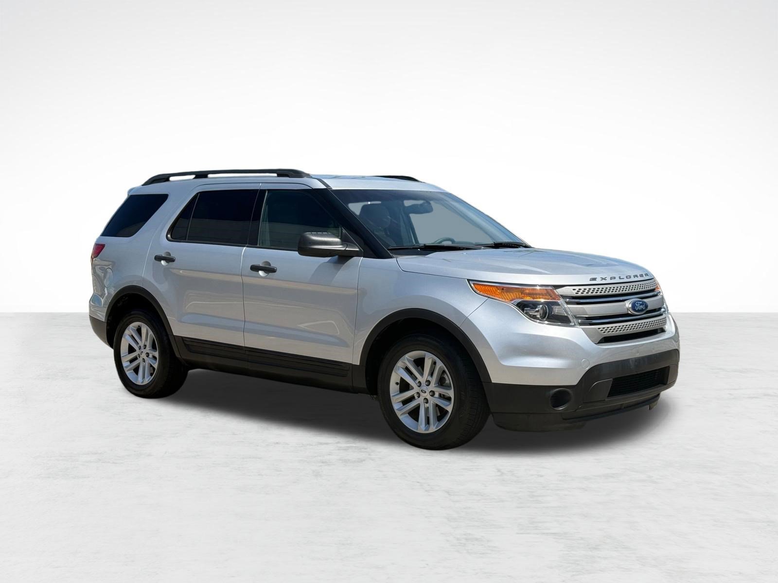 Used 2015 Ford Explorer FWD image 7