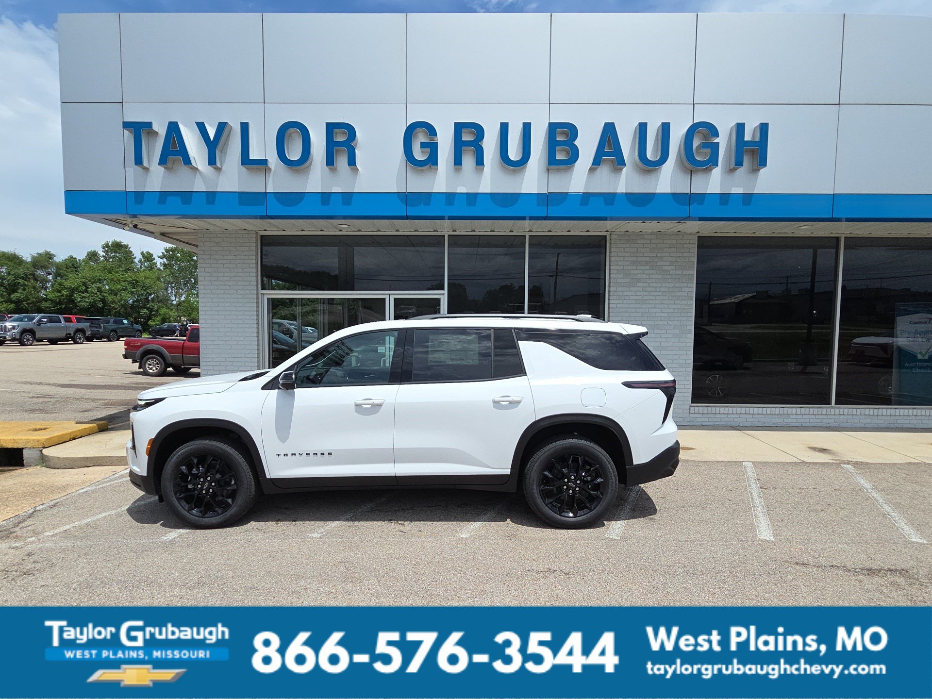 New 2026 Chevrolet Traverse LT w/ Midnight/Sport Edition