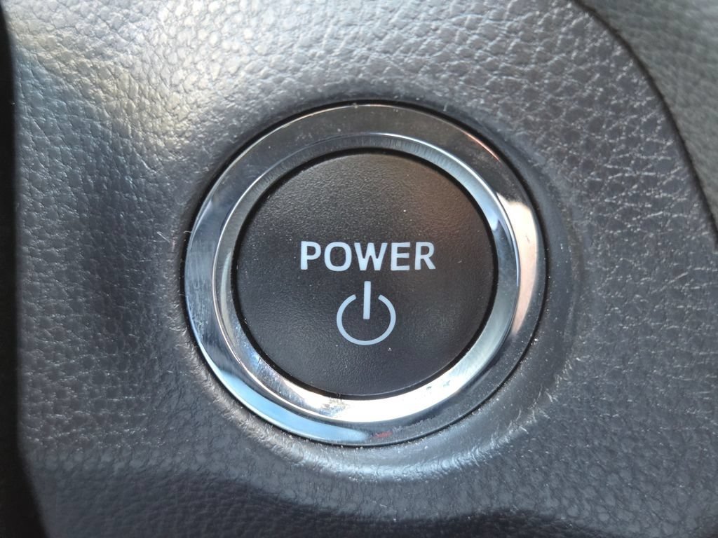Used 2024 Toyota RAV4 XLE AWD/4WD image 35