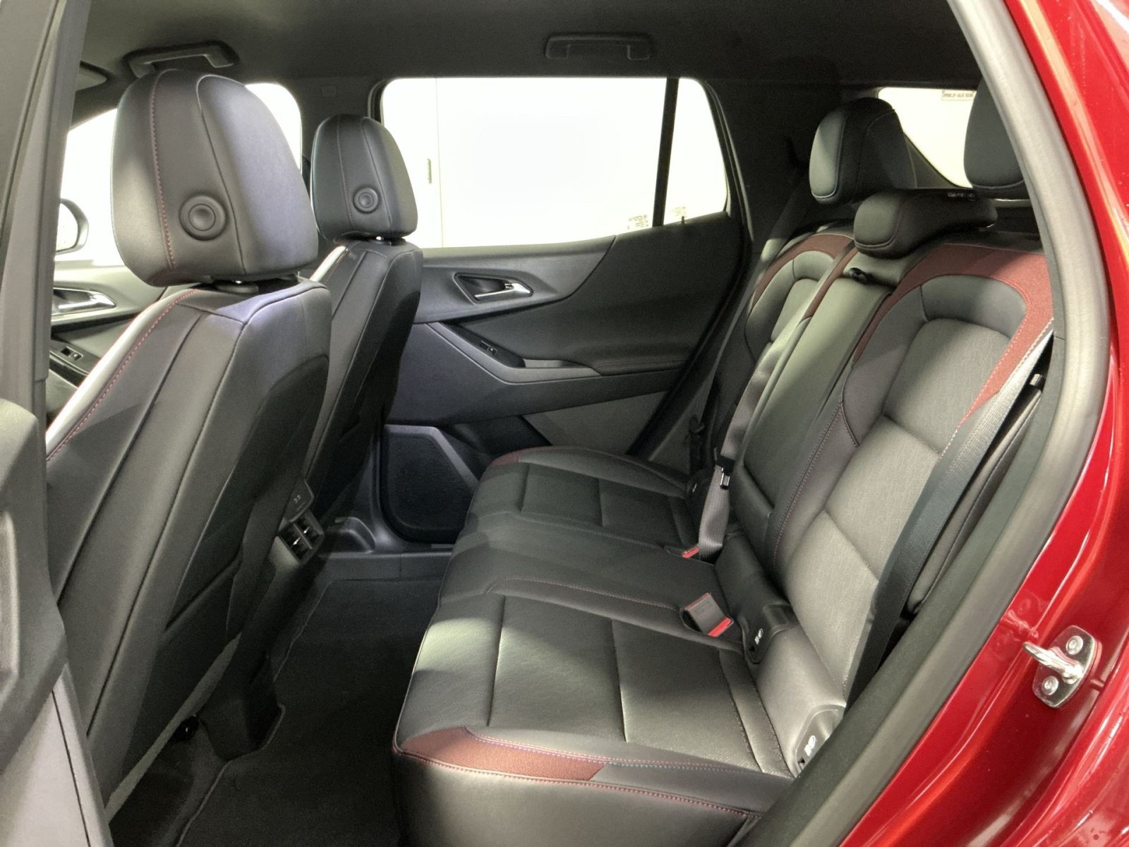 New 2026 Chevrolet Equinox RS w/ Safety and Technology Package AWD/4WD image 24