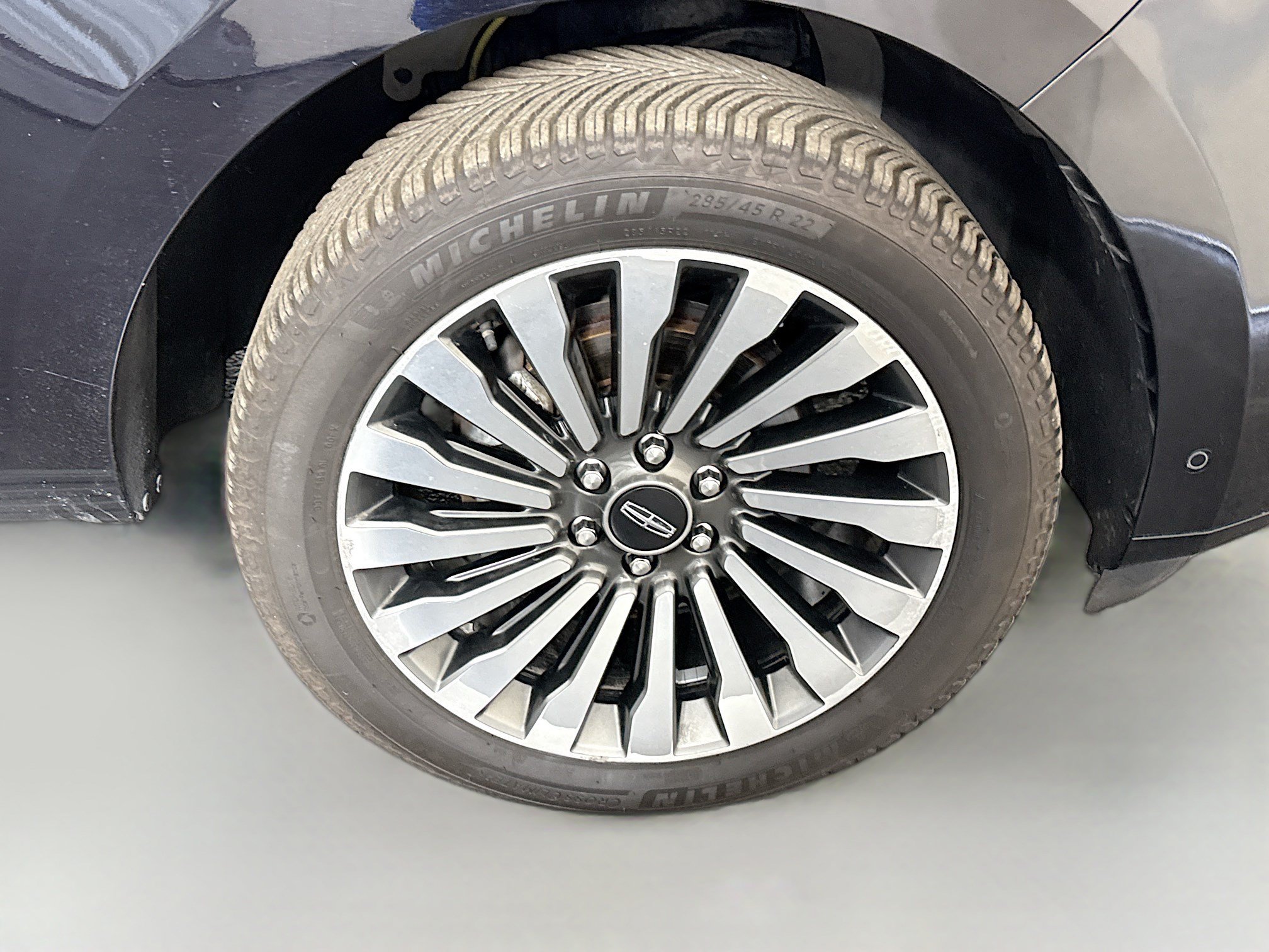 Used 2019 Lincoln Navigator Reserve w/ Cargo Package AWD/4WD image 32