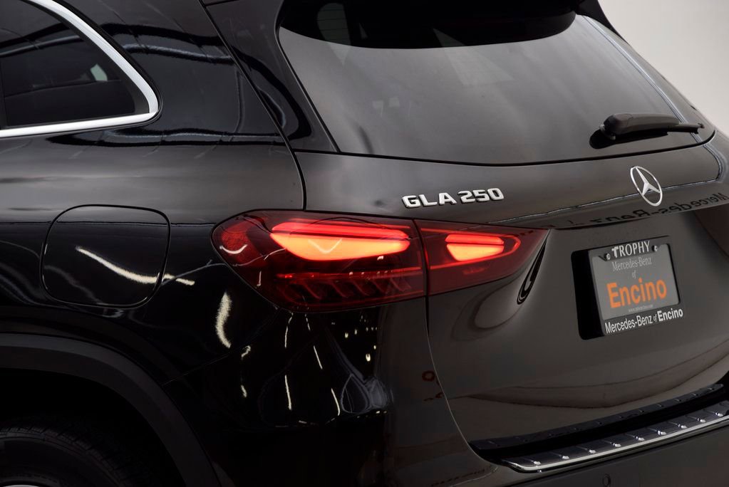 Certified 2026 Mercedes-Benz GLA 250 image 4