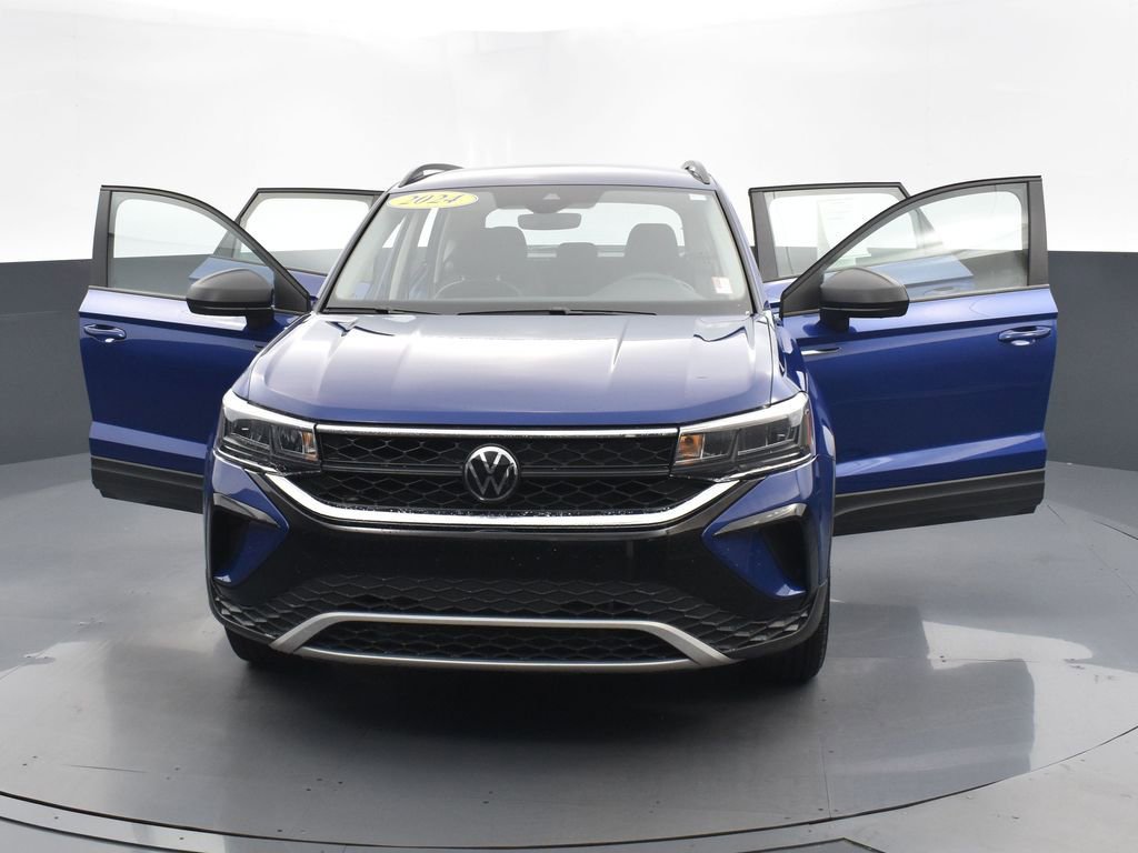 Used 2024 Volkswagen Taos S image 29