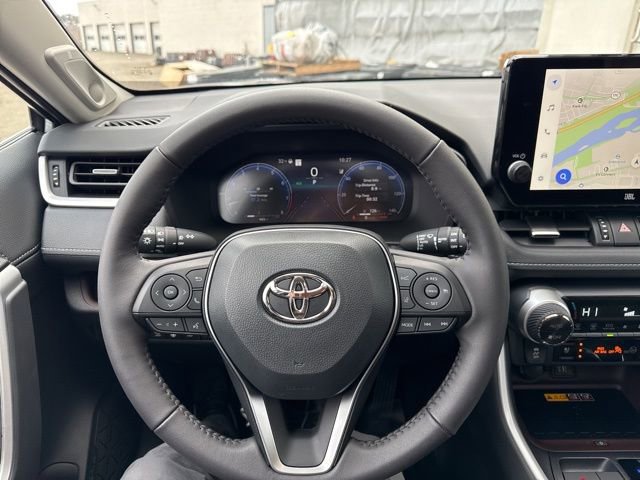 Used 2025 Toyota RAV4 Limited w/ Advanced Technology Package image 18