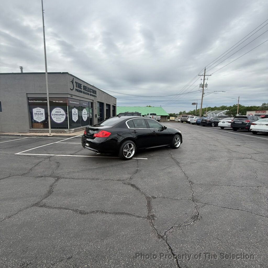 Used 2012 INFINITI G37 x Sedan w/ Premium Pkg AWD/4WD image 15