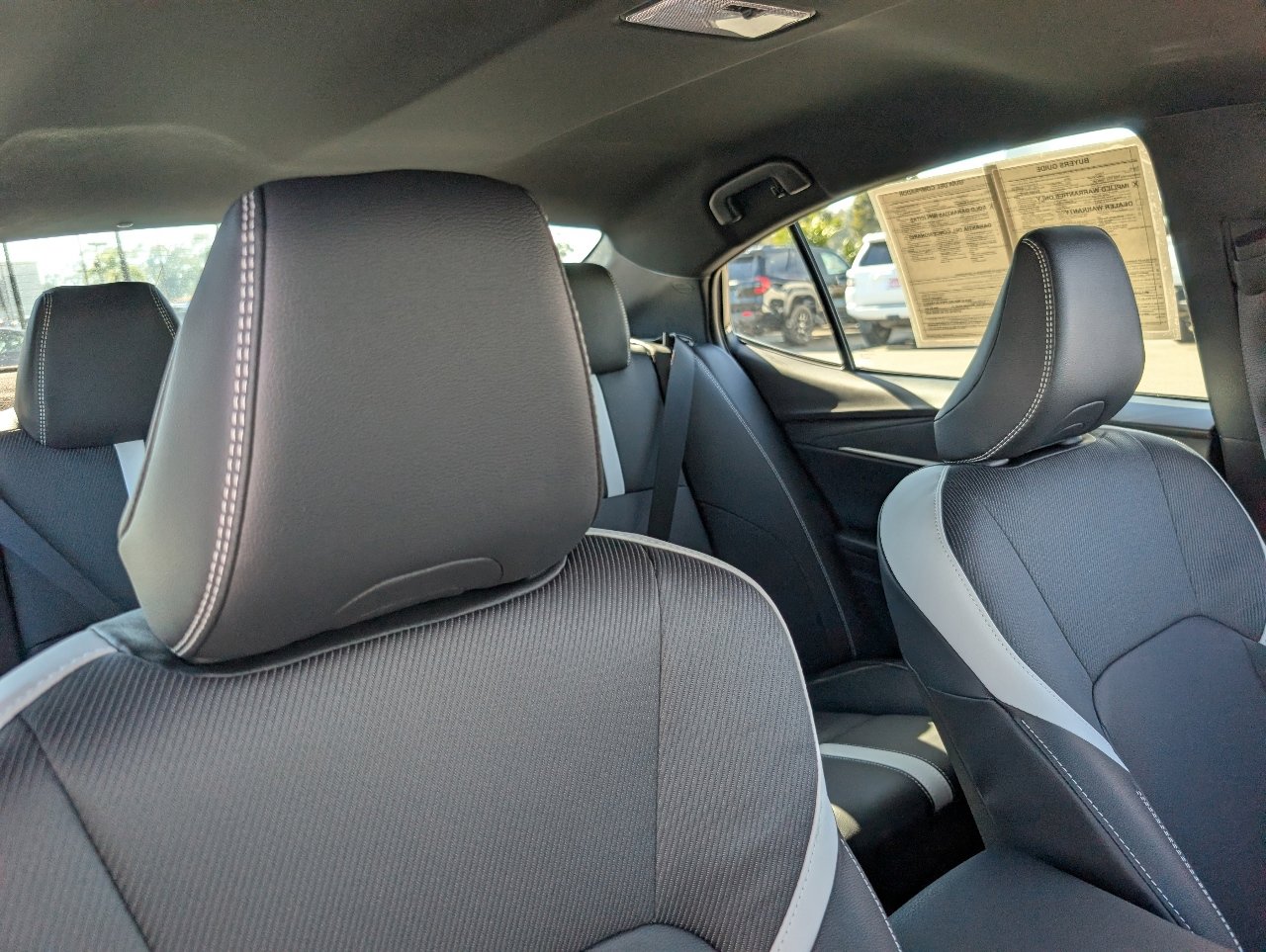 Used 2026 Toyota Camry SE image 3