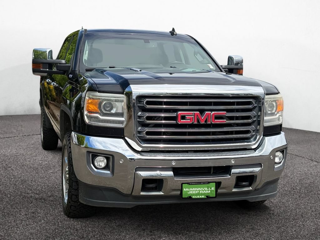 Used 2015 GMC Sierra 2500 SLT w/ Duramax Plus Package AWD/4WD image 7