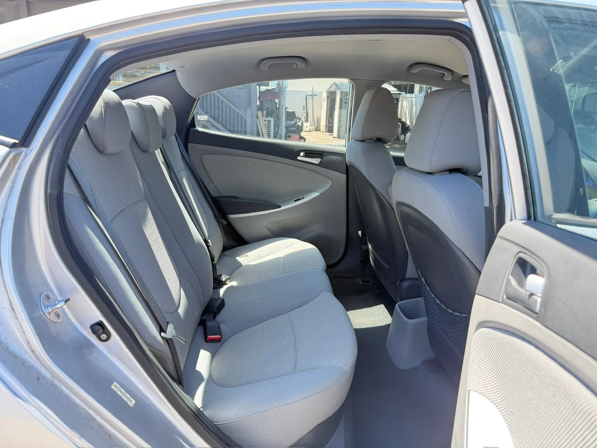 Used 2012 Hyundai Accent GLS FWD image 11