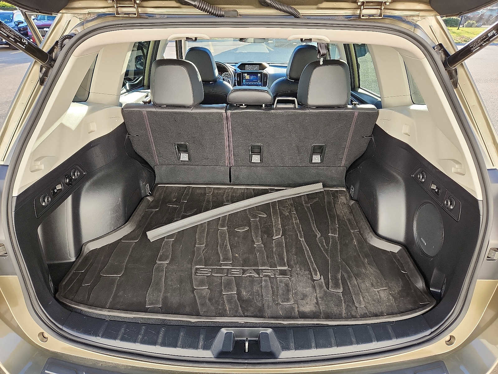 Used 2022 Subaru Forester Limited image 28