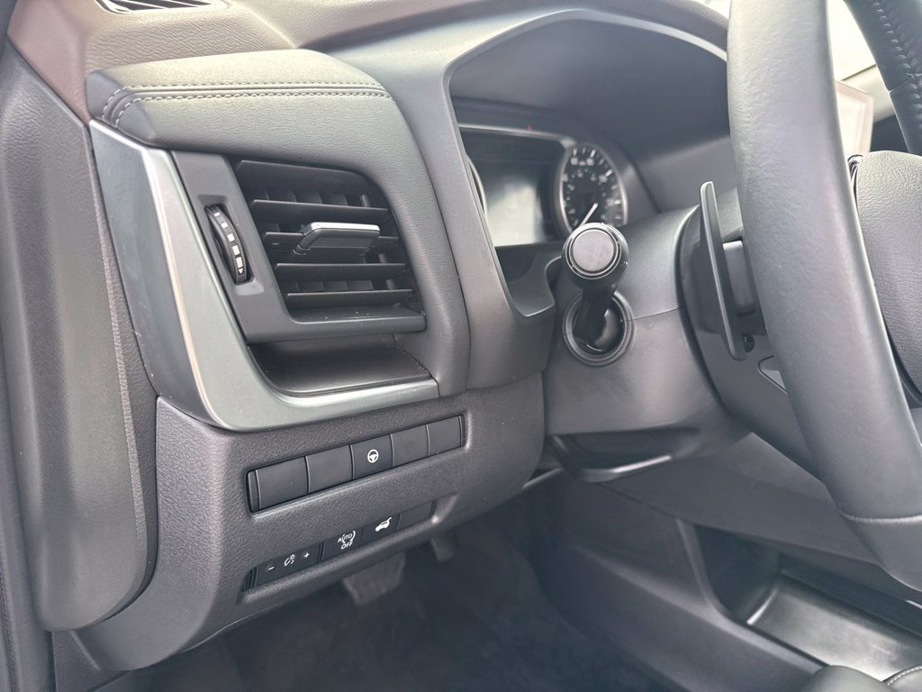 Certified 2023 Nissan Rogue SV w/ SV Premium B Package AWD/4WD image 15
