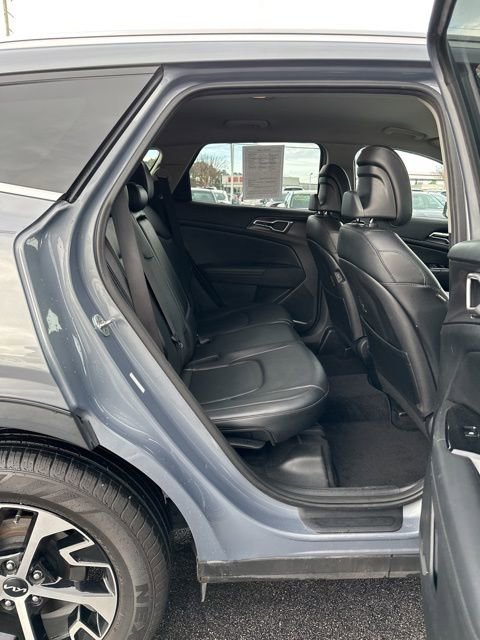 Used 2023 Kia Sportage EX image 13