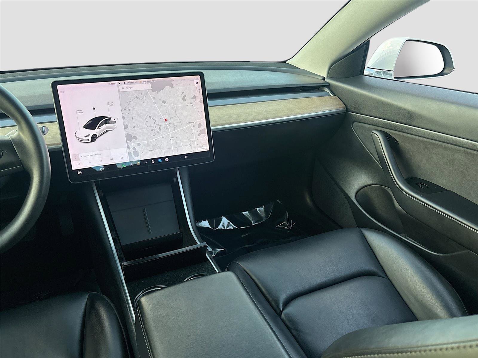 Used 2020 Tesla Model 3 Standard Range image 25