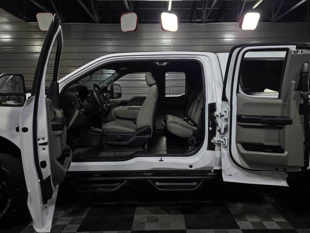 Used 2022 Ford F250 XL w/ Power Equipment Group AWD/4WD image 19