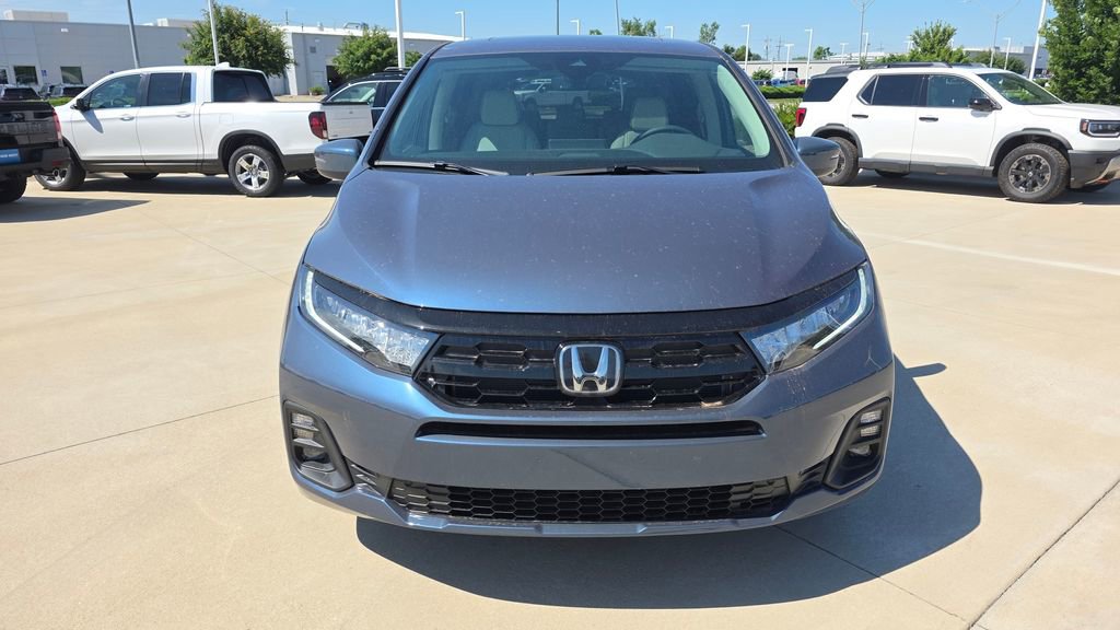 New 2026 Honda Odyssey Touring image 8