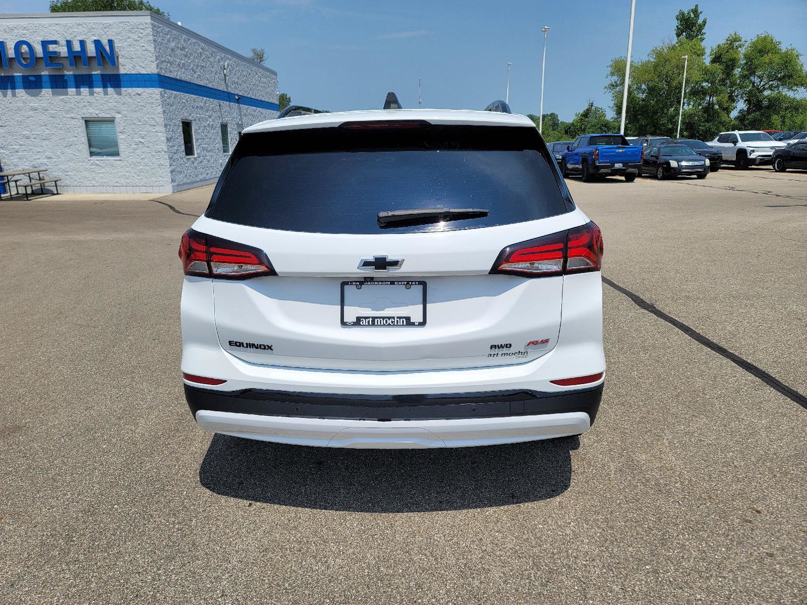 Used 2022 Chevrolet Equinox RS w/ RS Leather Package AWD/4WD image 4