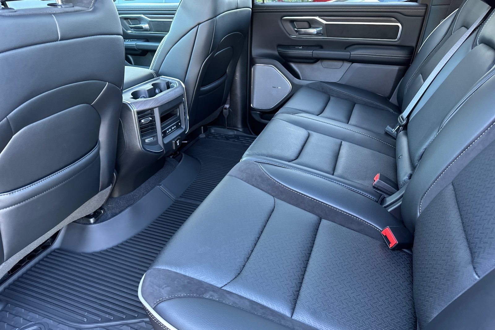 New 2026 RAM 1500 Laramie w/ Night Edition AWD/4WD image 12