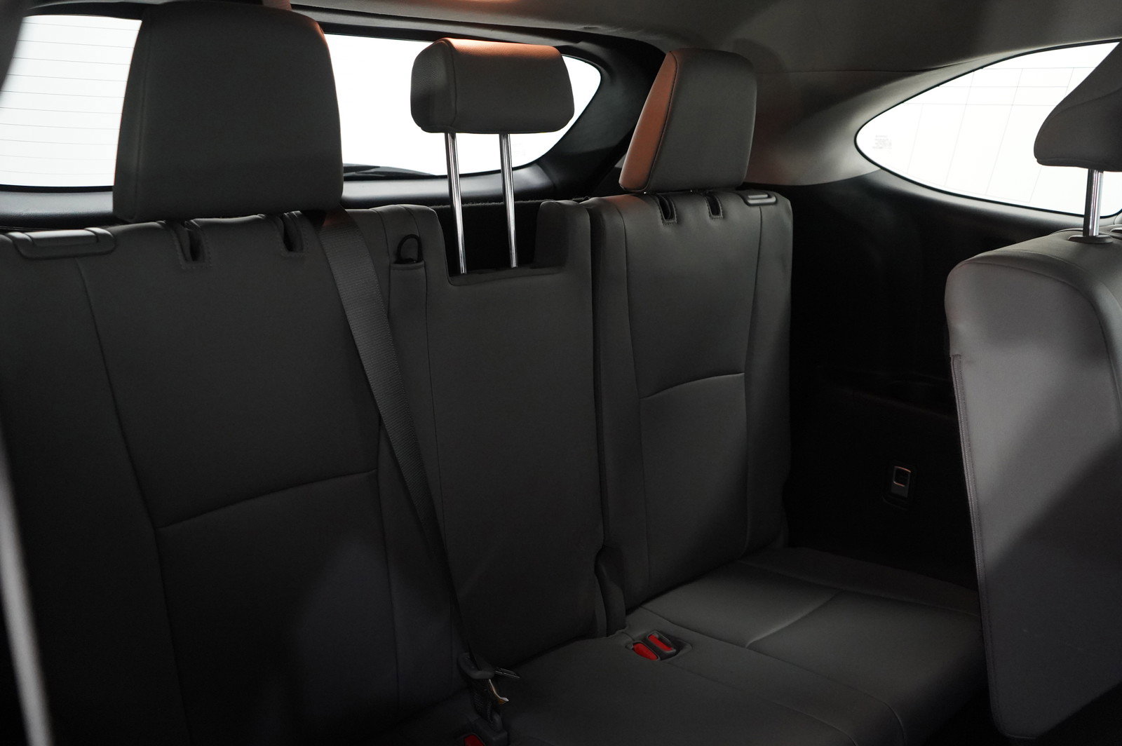 Used 2020 Toyota Highlander XLE image 12