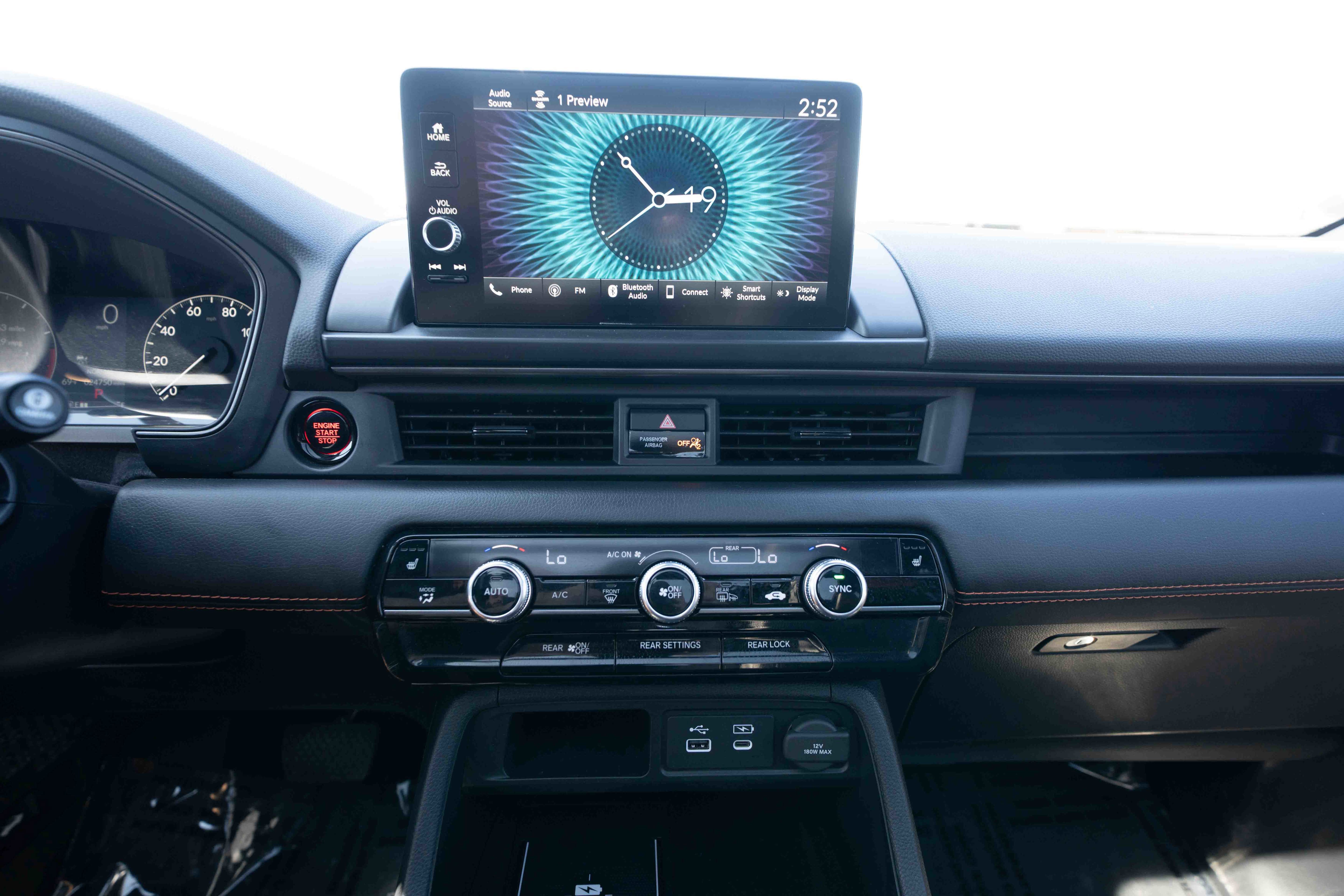 Certified 2025 Honda Pilot TrailSport image 17