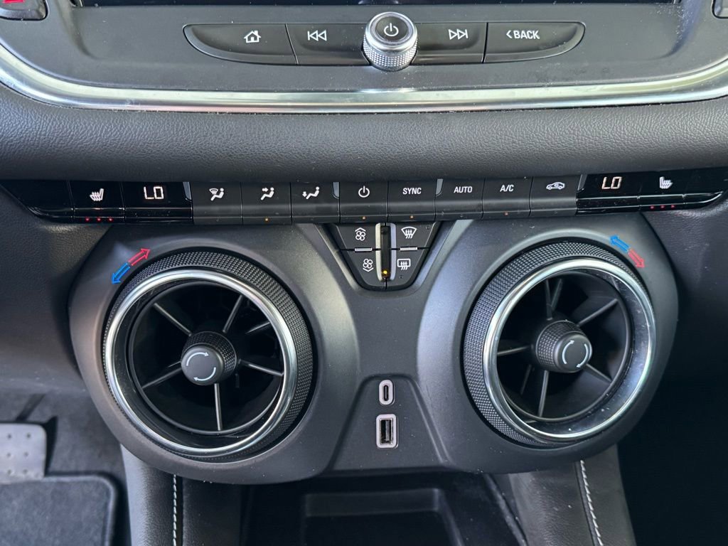 Used 2024 Chevrolet Blazer LT w/ Convenience Package image 32