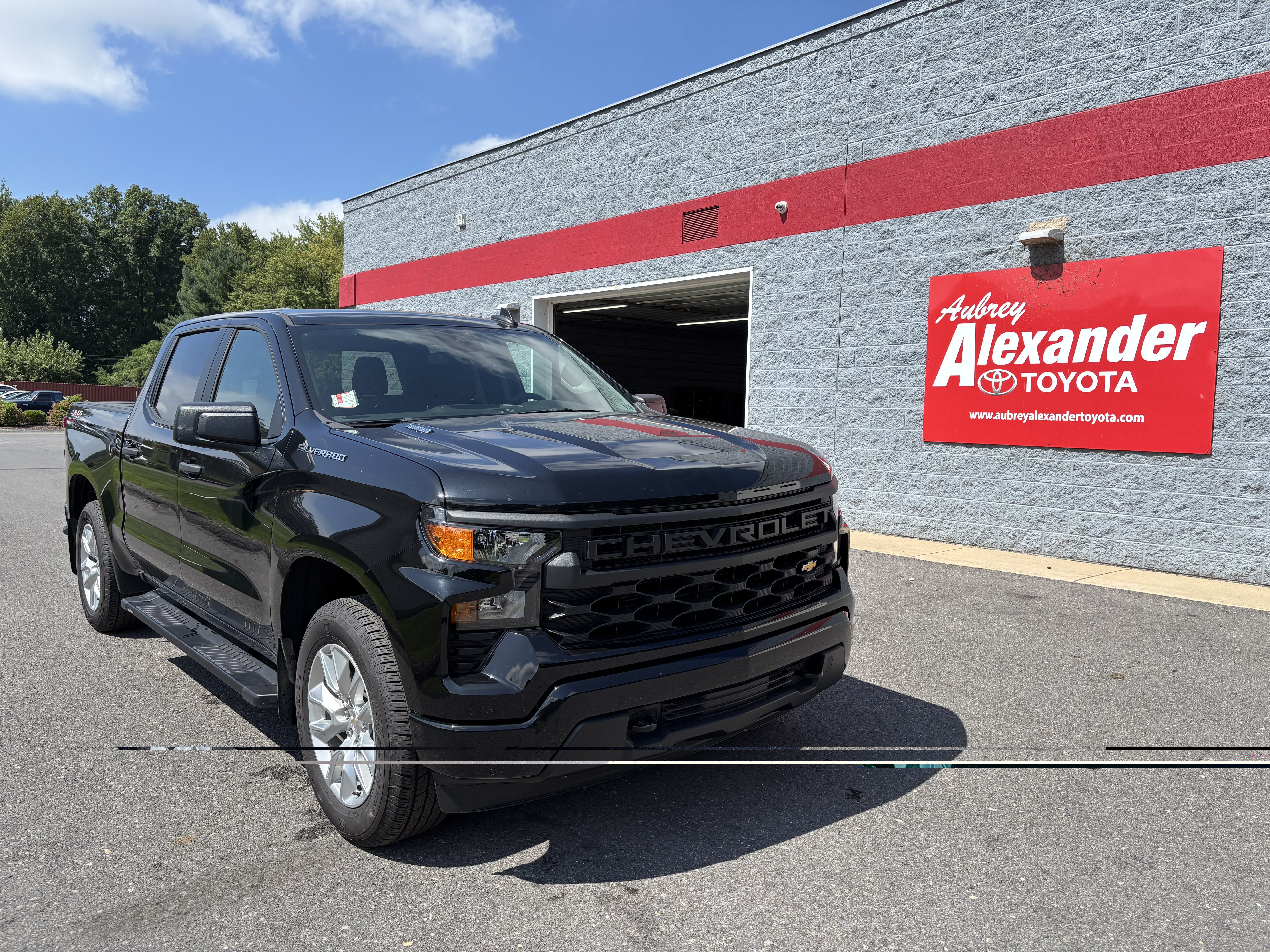 Used 2024 Chevrolet Silverado 1500 Custom