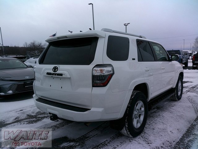 Used 2018 Toyota 4Runner SR5 image 2