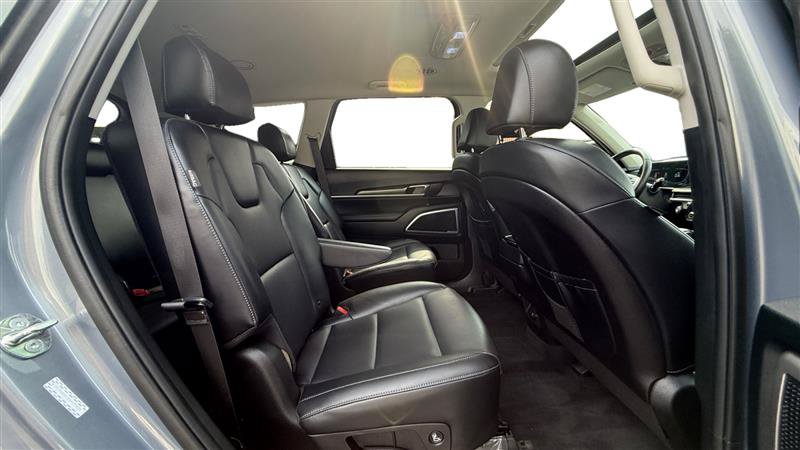 Used 2025 Kia Telluride S AWD/4WD image 18