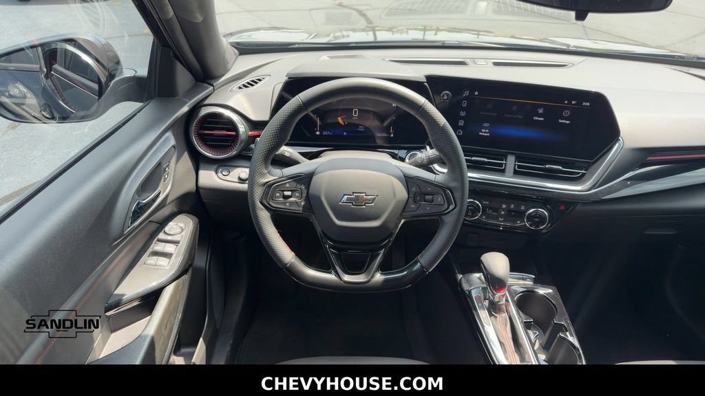 Used 2026 Chevrolet Trax RS w/ Driver Confidence Package FWD image 13