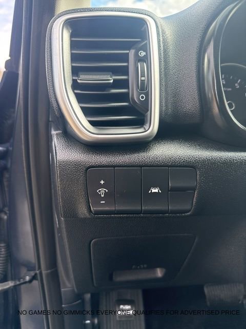 Used 2022 Kia Sportage LX FWD image 9