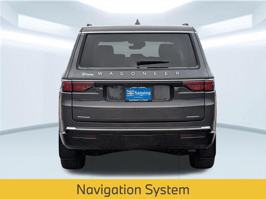 Used 2022 Jeep Wagoneer Series III AWD/4WD image 5