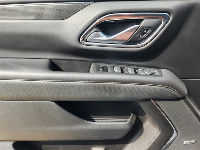 Used 2021 GMC Yukon XL AT4 w/ Rear Media and Nav Package image 23