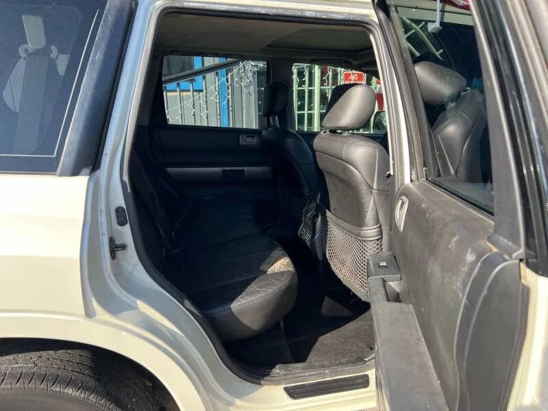 Used 2004 Mitsubishi Endeavor Limited image 13