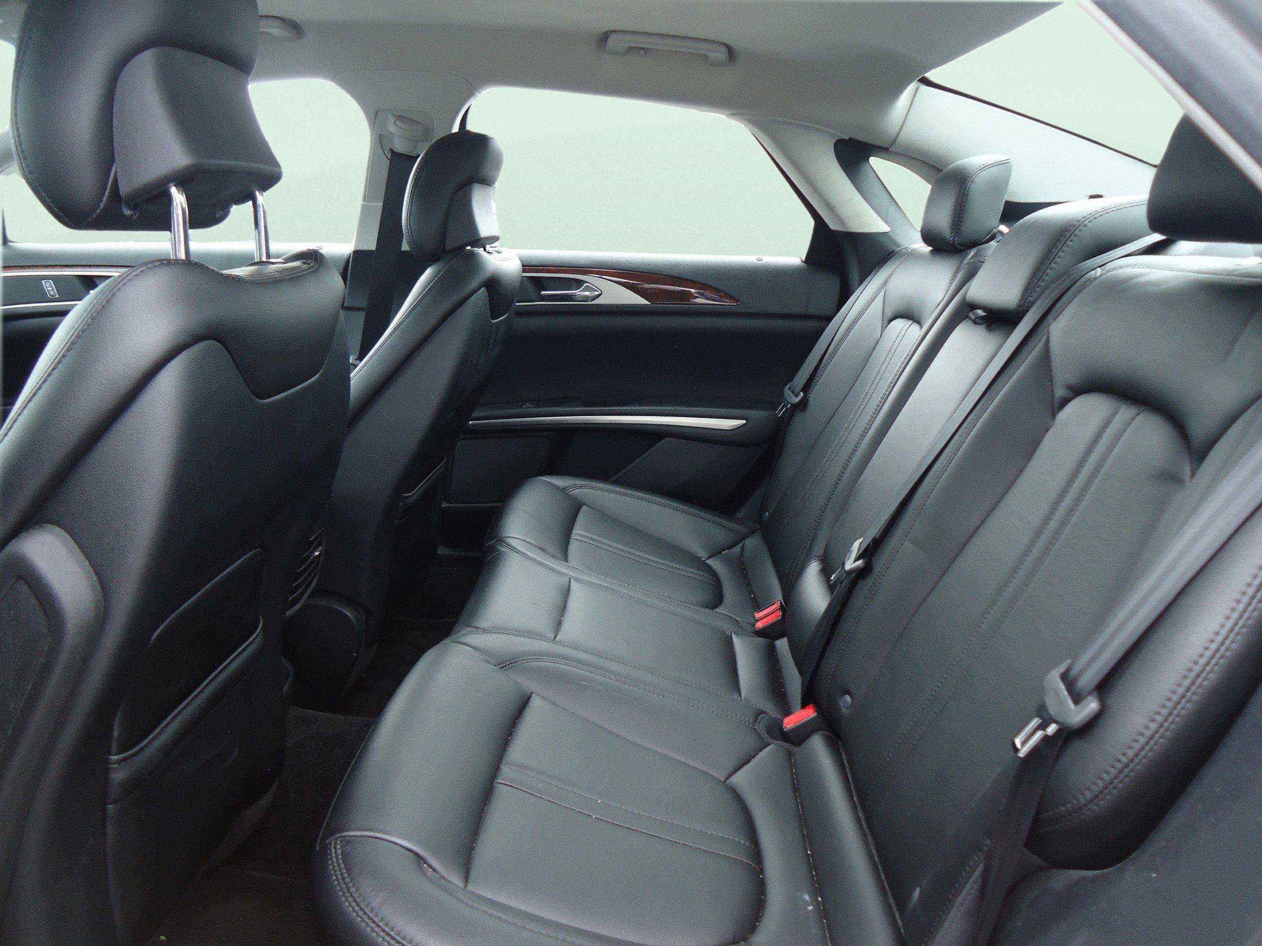 Used 2016 Lincoln MKZ AWD image 24