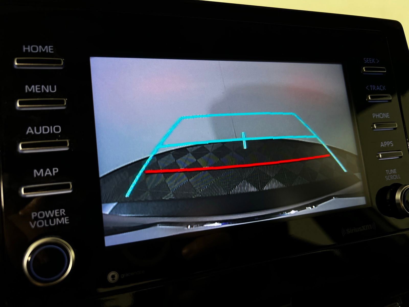 Used 2024 Toyota Camry SE image 19