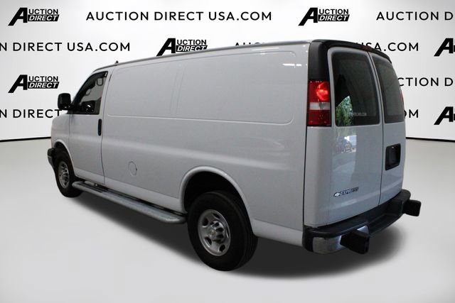 Used 2023 Chevrolet Express 2500 w/ Driver Convenience Package image 5