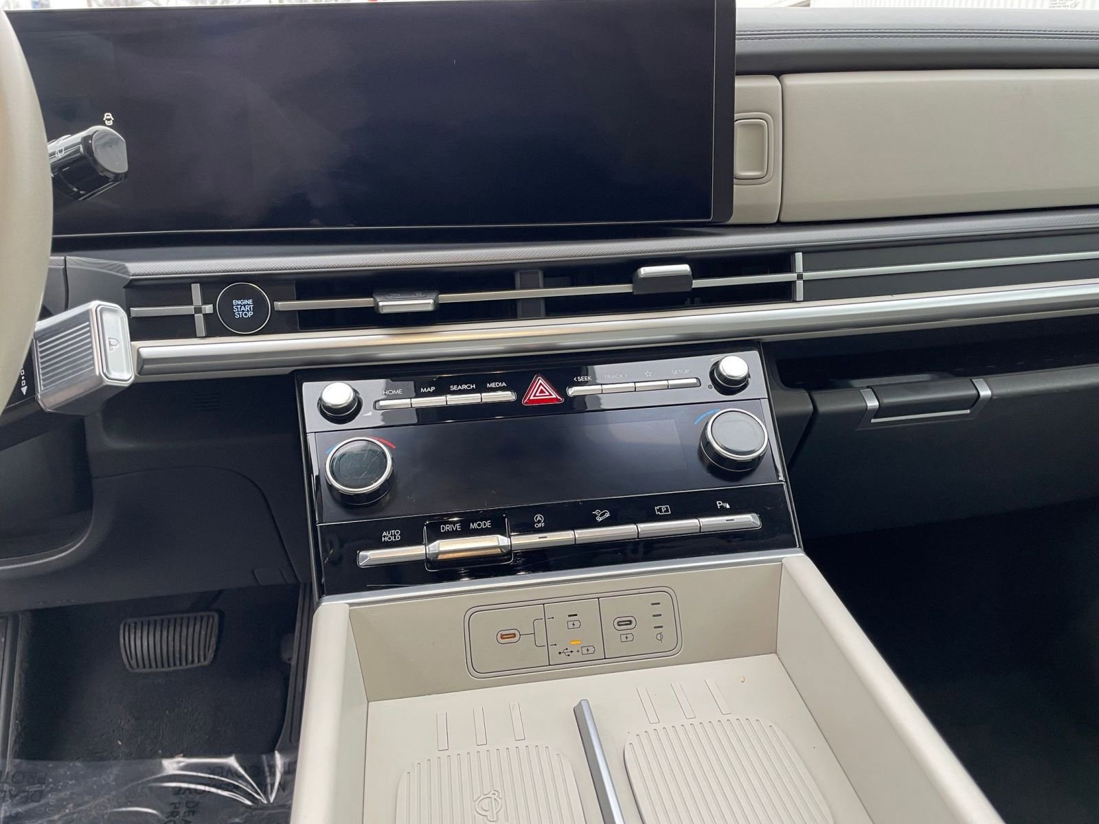 Used 2025 Hyundai Santa Fe SEL image 20