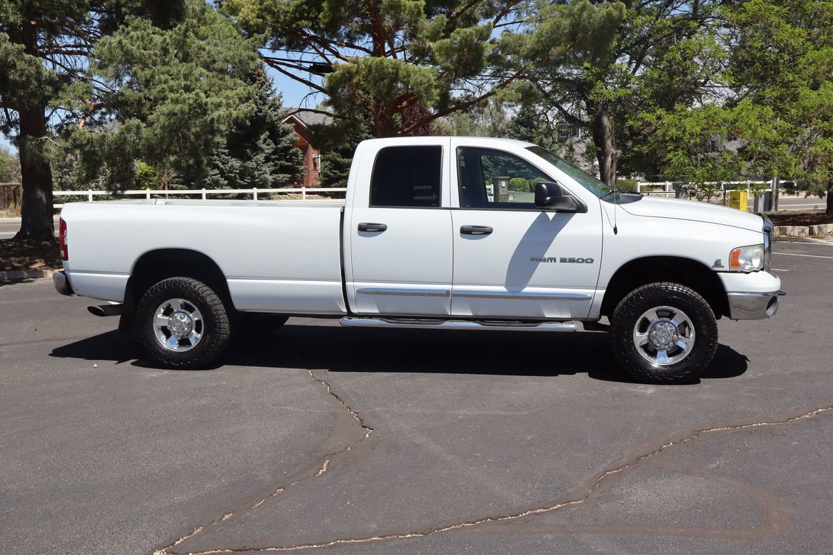 Used 2005 Dodge Ram 2500 Truck SLT AWD/4WD image 3