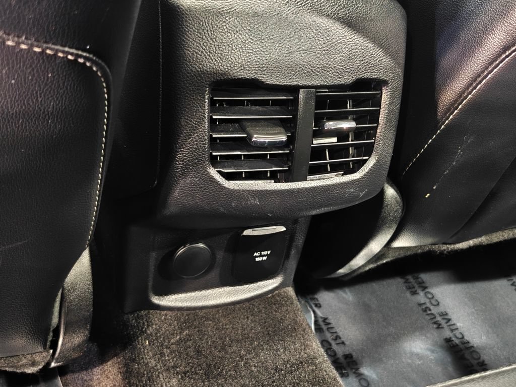 Used 2018 Ford Fusion SE w/ Fusion SE Technology Package FWD image 29