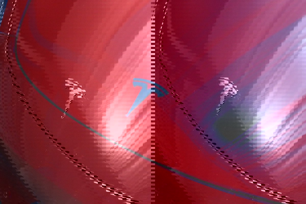 Used 2020 Tesla Model 3 Long Range image 3