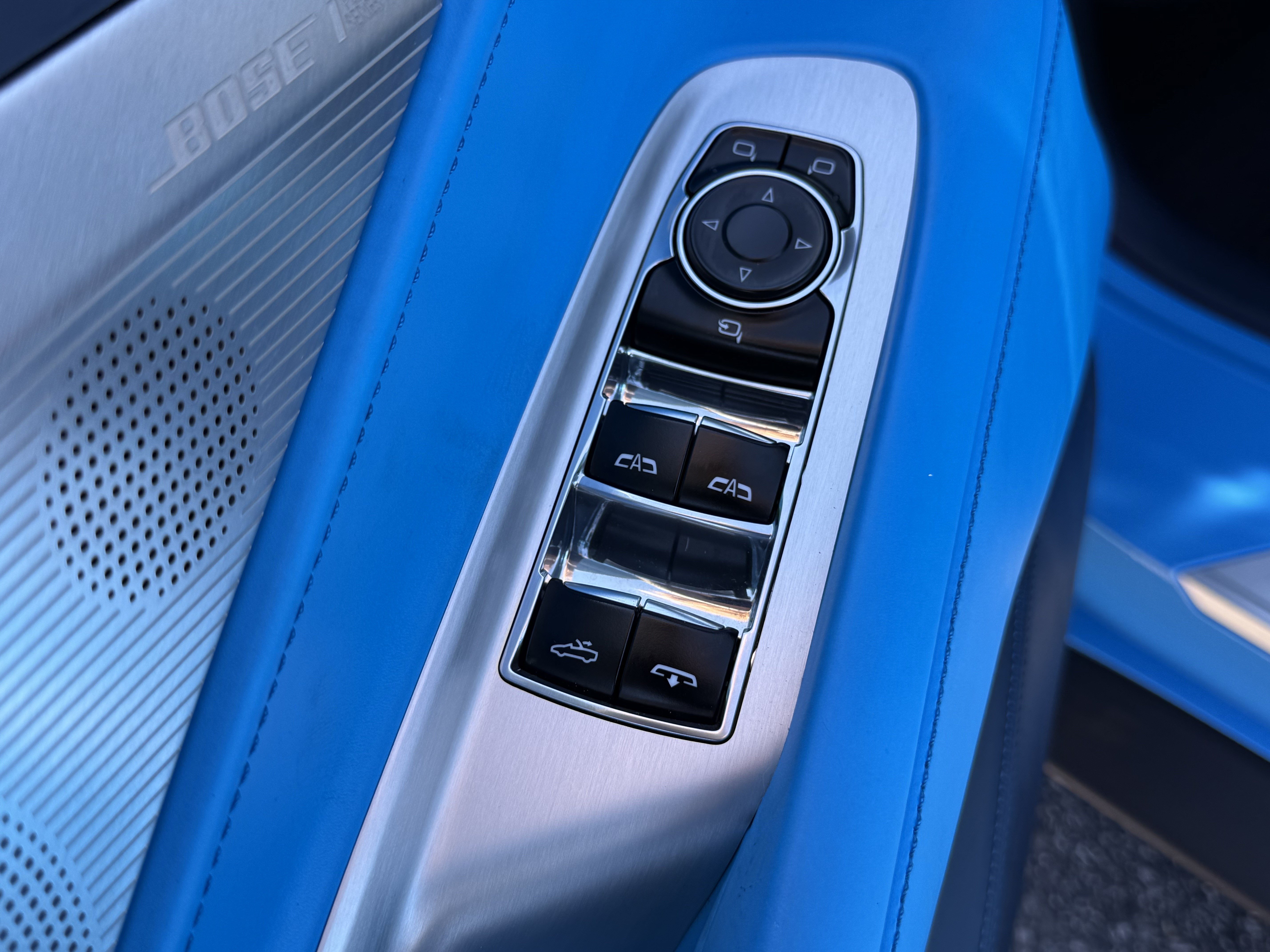 Used 2023 Chevrolet Corvette Stingray Premium Conv w/ Z51 Performance Package RWD image 15